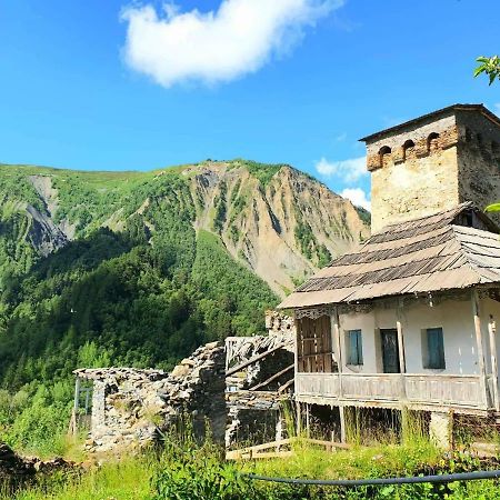 Panorama Guesthouse Mata C. Adishi 外观 照片