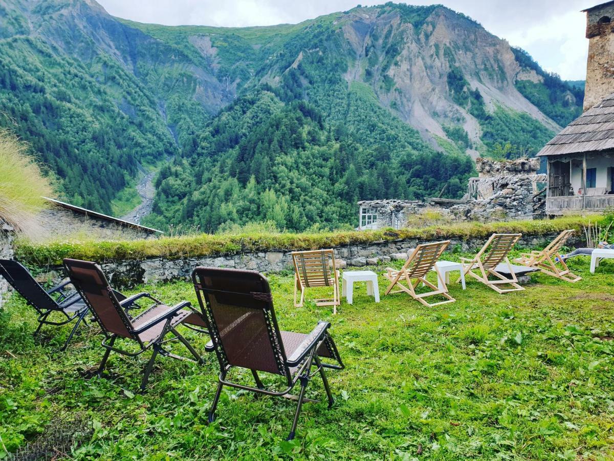 Panorama Guesthouse Mata C. Adishi 外观 照片