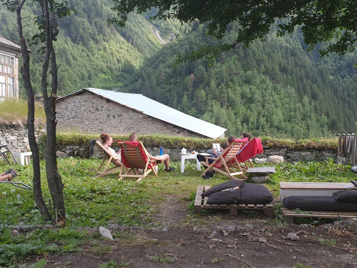 Panorama Guesthouse Mata C. Adishi 外观 照片