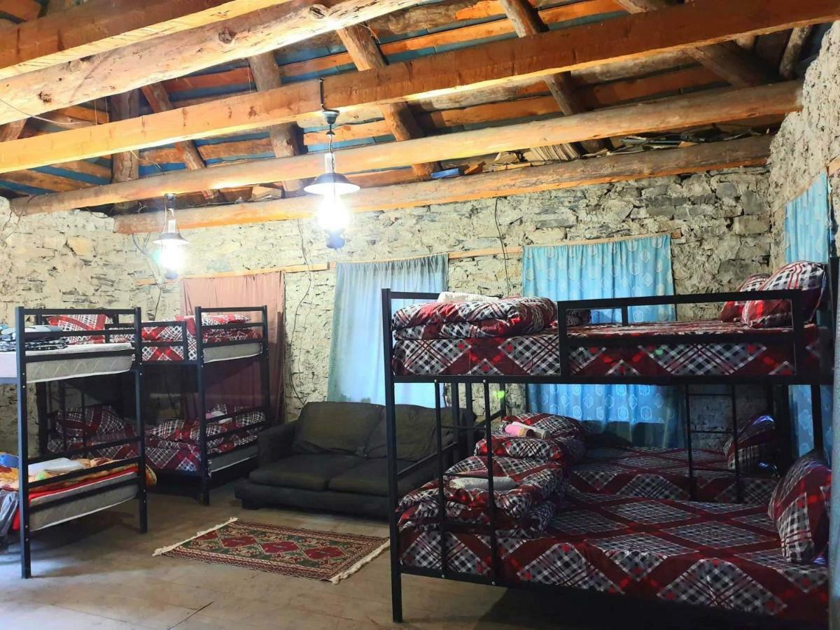 Panorama Guesthouse Mata C. Adishi 外观 照片