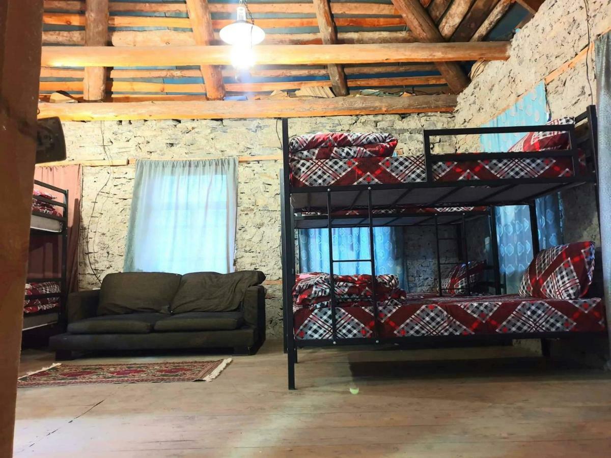 Panorama Guesthouse Mata C. Adishi 外观 照片
